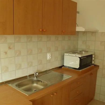 Vese - 200 M From Beach * Brela