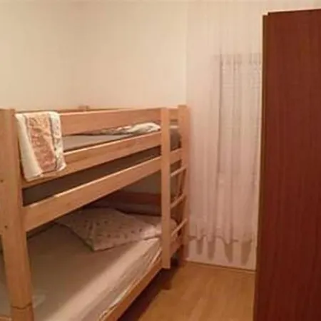 Apartment Vese - 200 M From Beach *